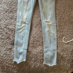 Old navy cropped jeans